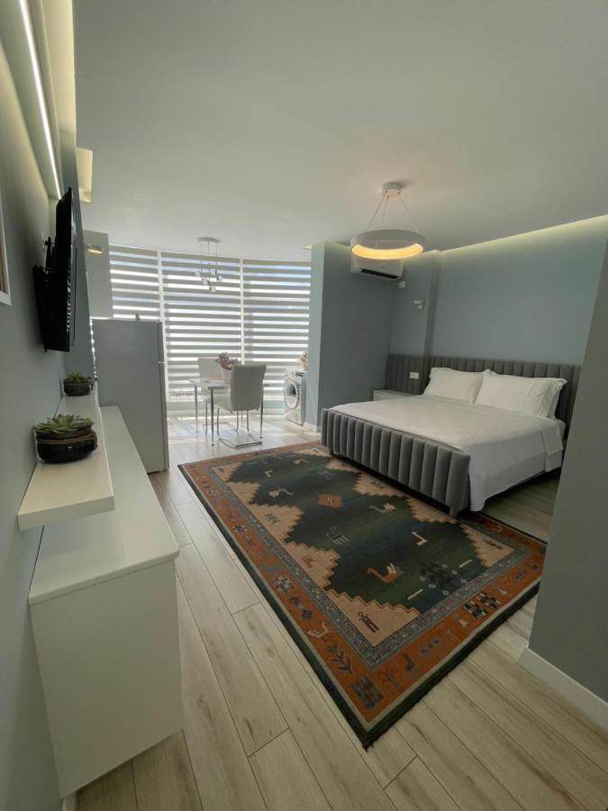 טיראנה Comfort Apartment In City Center מראה חיצוני תמונה